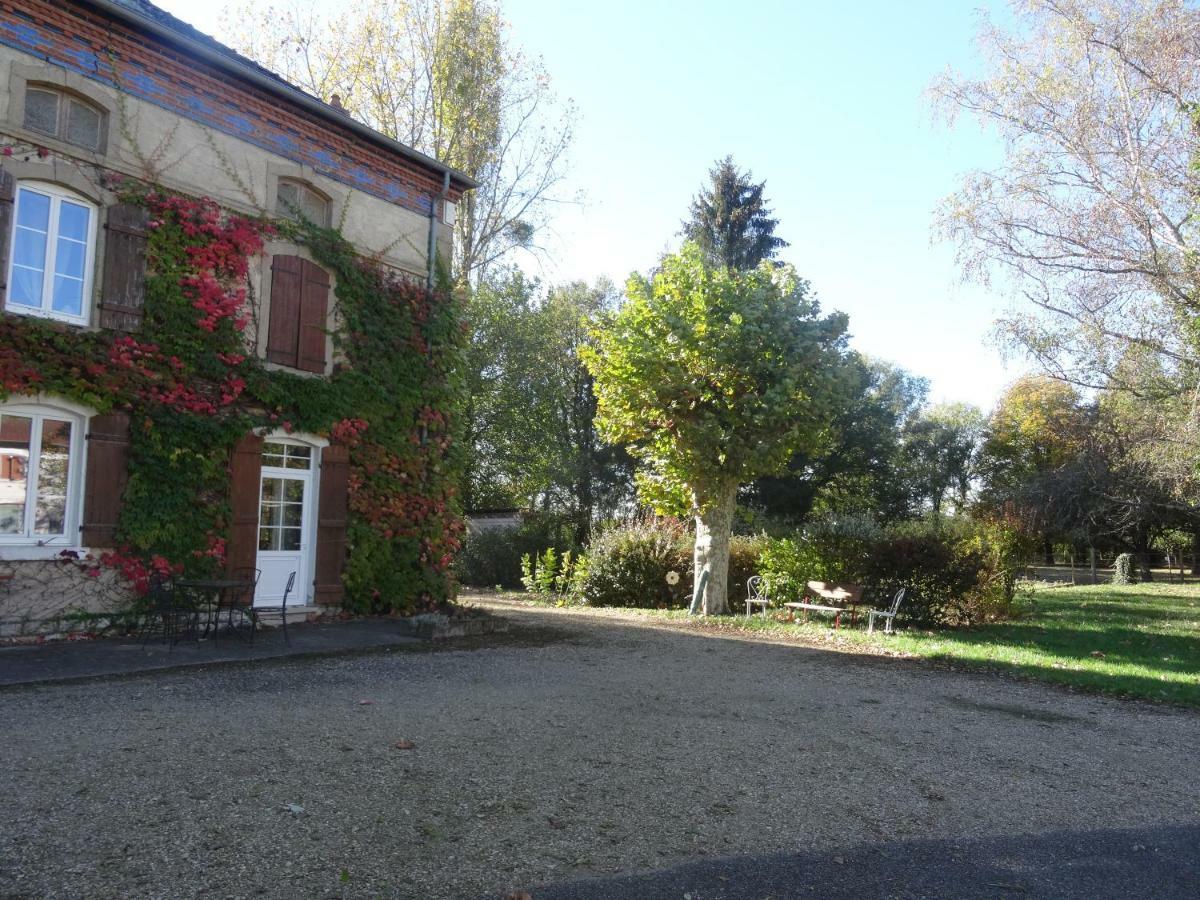 La Belle D'Antan Bed and Breakfast Saint-Bonnet-en-Bresse Buitenkant foto