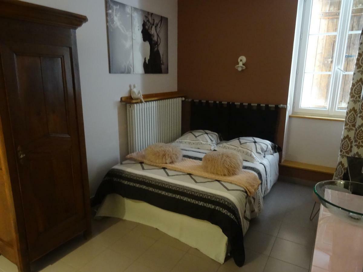 La Belle D'Antan Bed and Breakfast Saint-Bonnet-en-Bresse Buitenkant foto